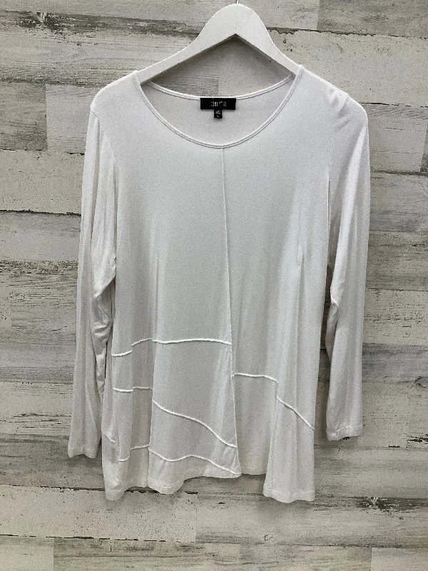 Top Long Sleeve By Clothes Mentor In White, Size: L