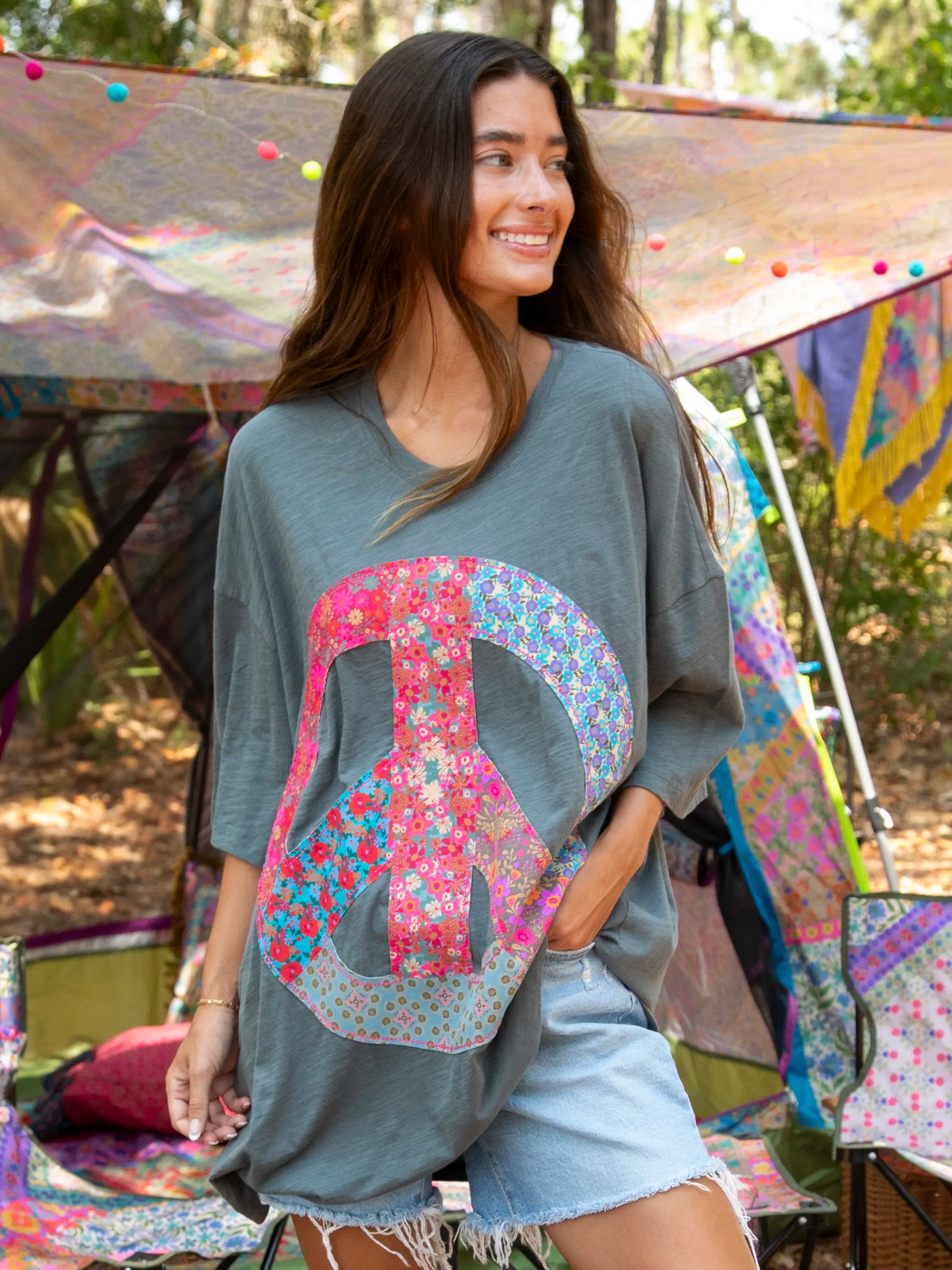 Oversized Cotton Applique Tee - Peace Sign Charcoal