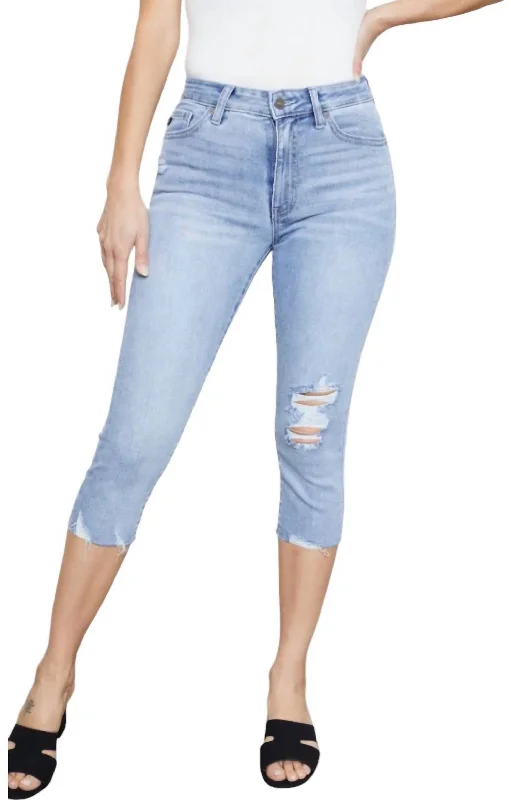 High Rise Frayed Skinny Capri Pants In Light Wash