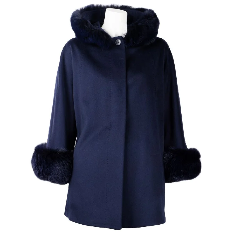 Elegant Virgin Wool Short Coat With Fur Detail