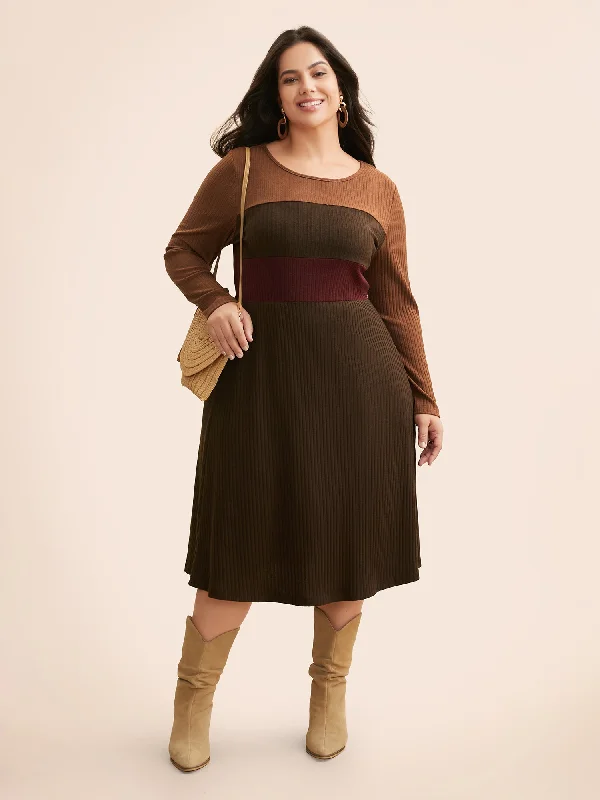 Colorblock Contrast Textured Pocket Dress